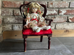 Стул +кукла, , купить в Москве, бесплатная доставка по Москве